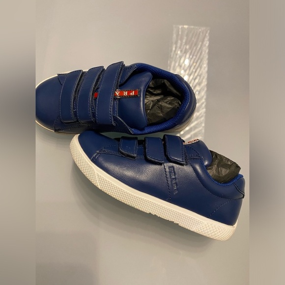 Boys Prada sneakers size 10.5 - Picture 3 of 6